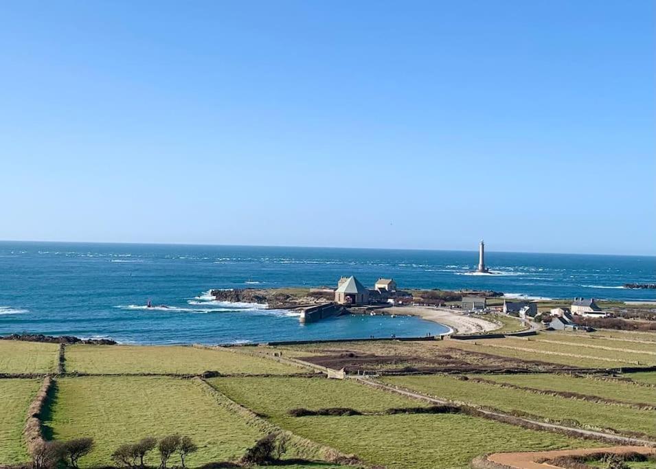 Maison Bord De Mer Dans La Petite Irlande Auderville 外观 照片